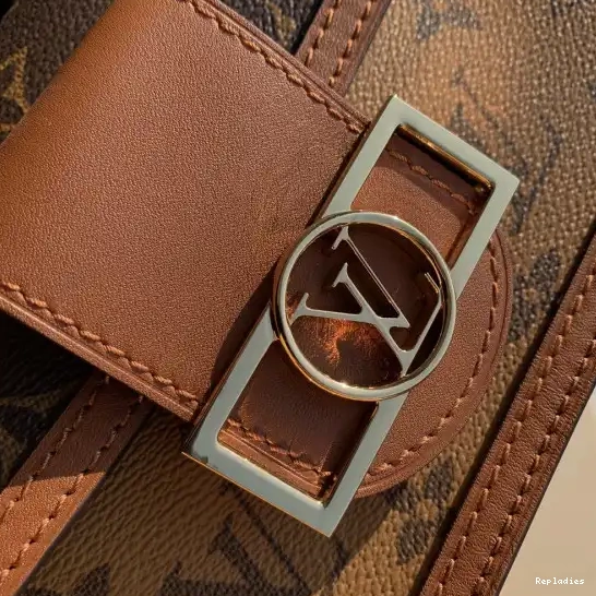 Cheap V DAUPHINE LOUIS CHAIN VUITTON WALLET 0610